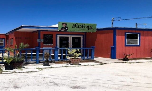 Shirley’s Seafood Restaurant / Fish Fry Exuma Bahamas