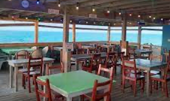 Tropic Breeze Beach Bar & Grill