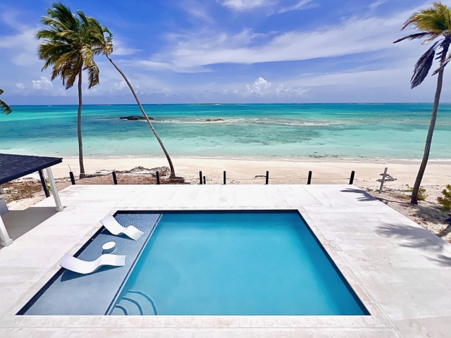 KPOW on the Beach House Rental Exuma Bahamas